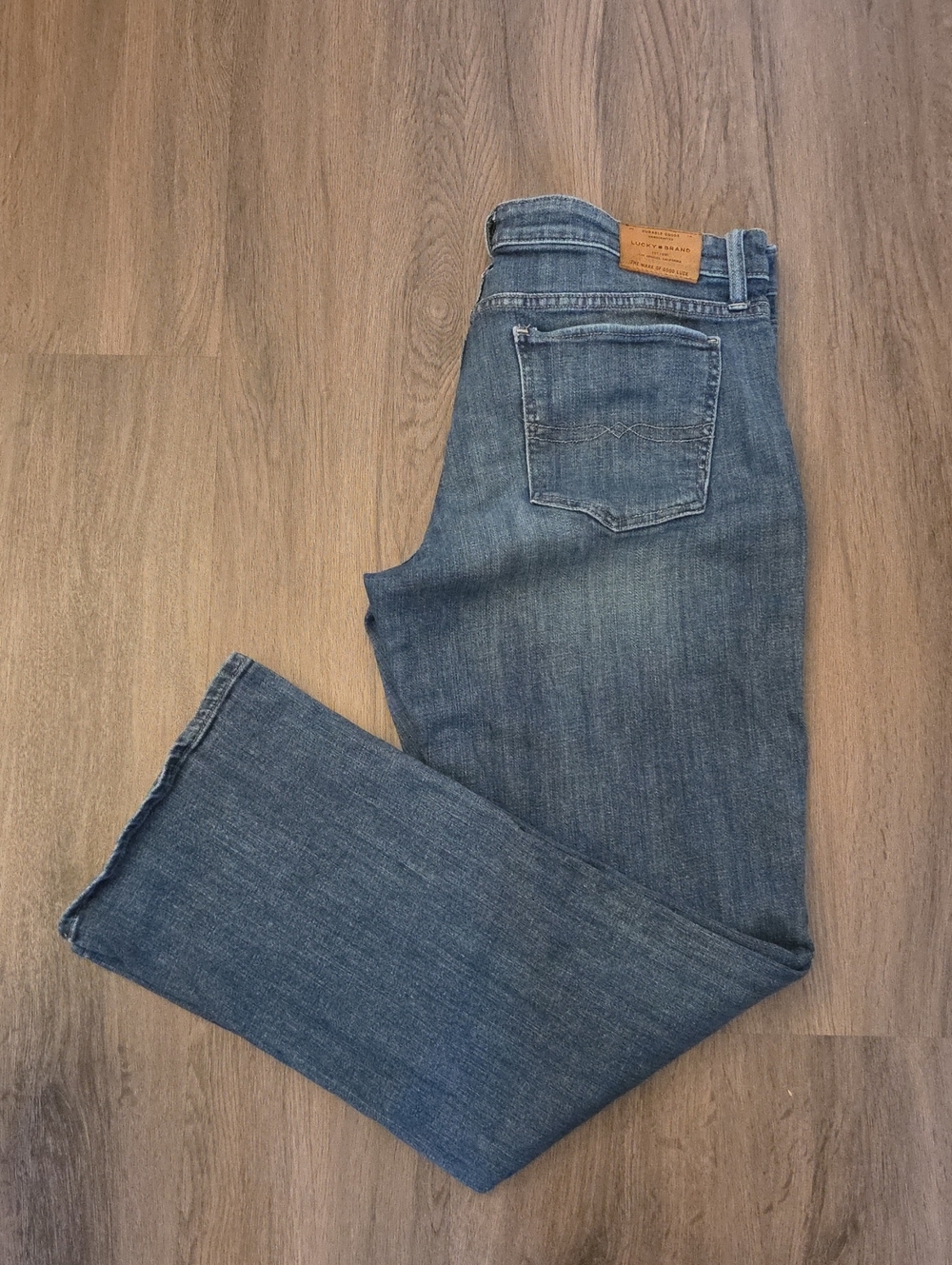 Lucky Brand Women's Easy Rider Straight-Leg Jeans - Medium Blue